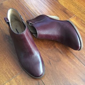 Madewell Dark Cabernet Billie Boot